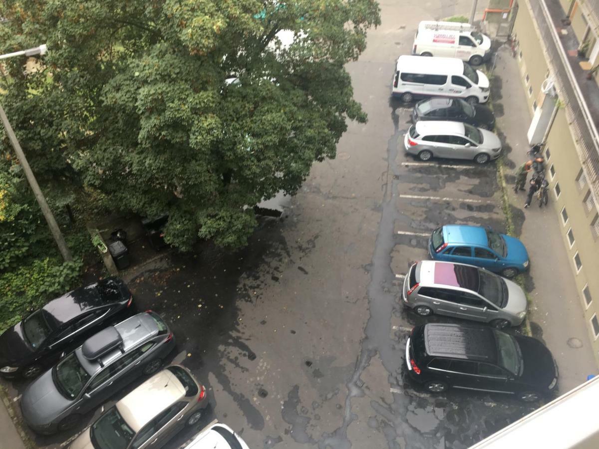 Szelestey Utcai Apartman Сомбатхей Экстерьер фото